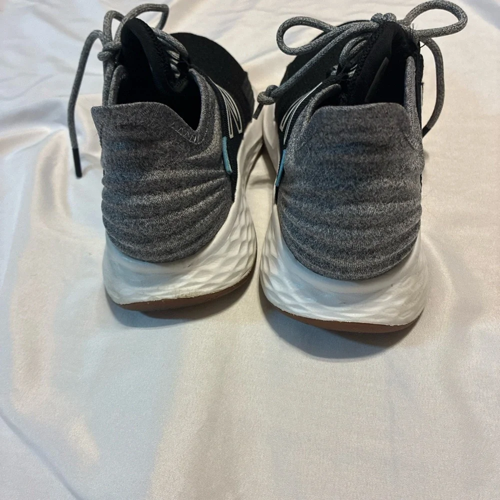 New Balance Fresh Foam Roav WROAVTK Black Gray Sneakers Women’s 6.5 Running Shoe - Picture 6 of 7